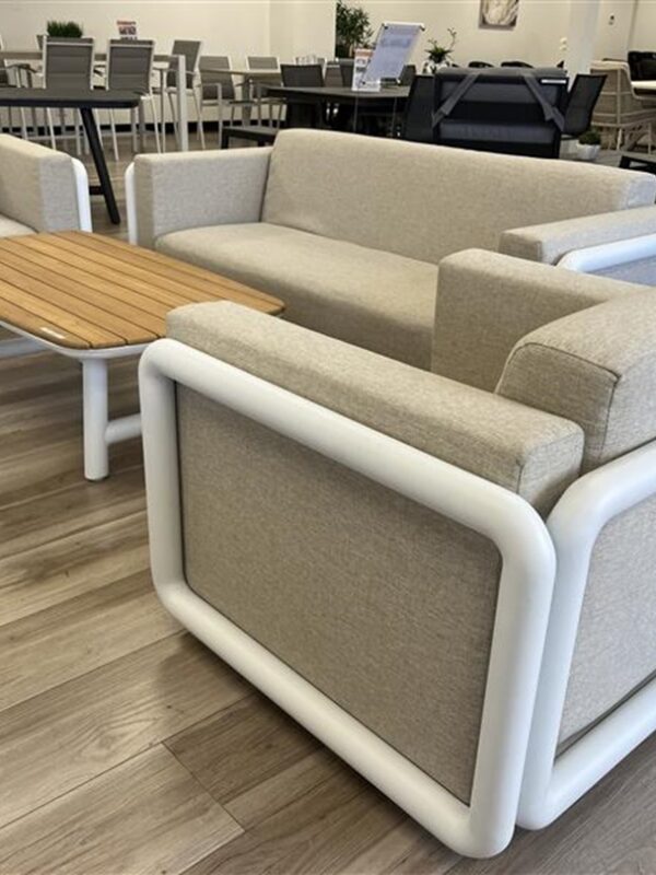 Beige & White 4pc Outdoor Sofa Set