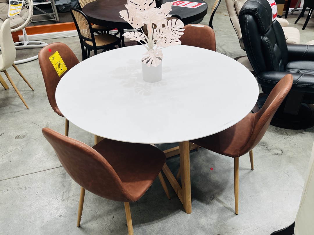 5pc Round Dining Set with Tan Chairs 3