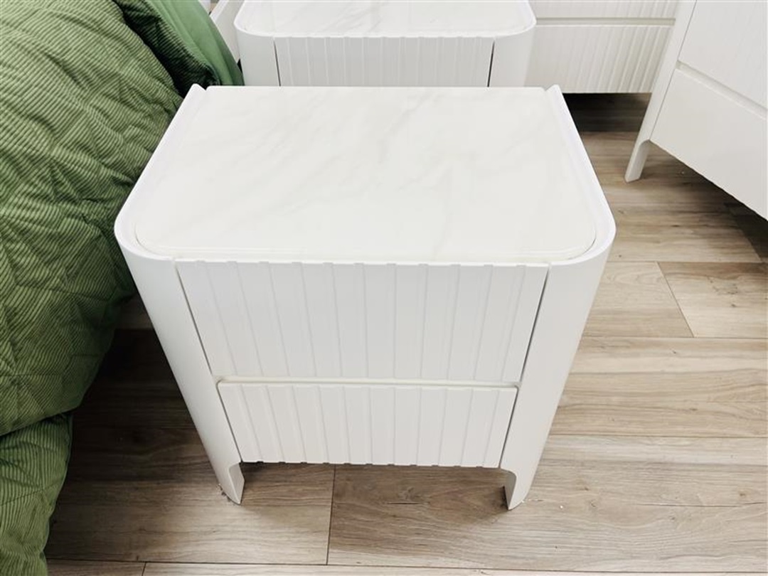 White 5pc Queen Complete Bedroom Package 4