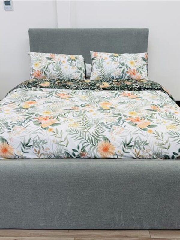 SeaGreen Fabric Queen Bed